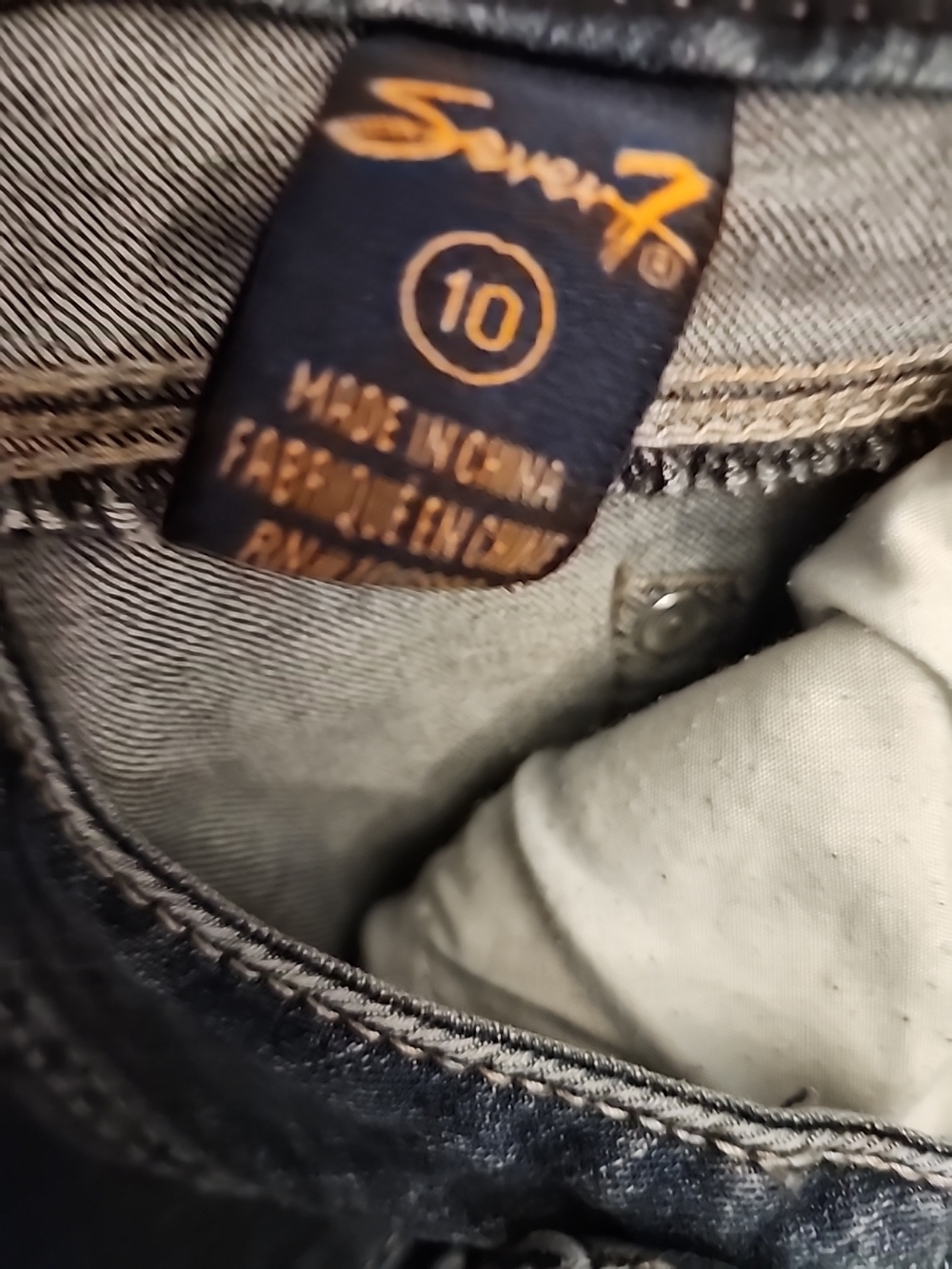 Women's Seven 7 Dark Blue  Bermuda Denim Shorts - Picture 9 of 10